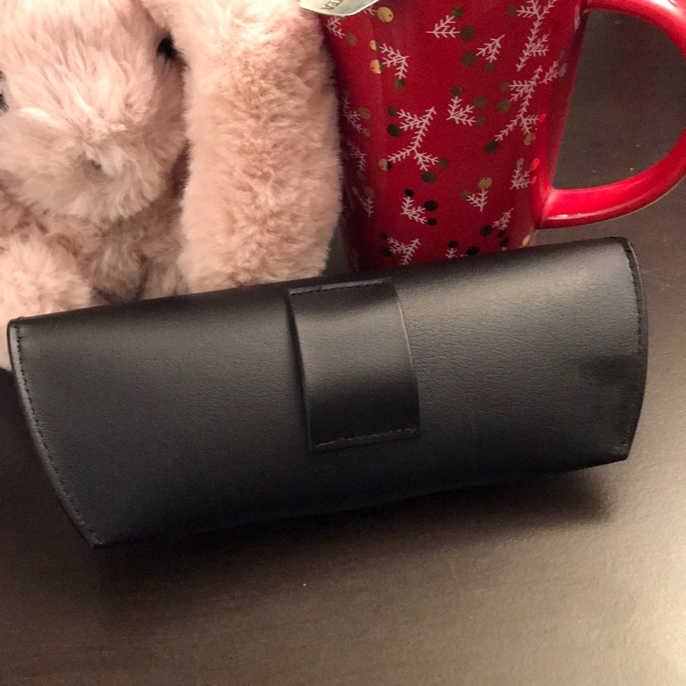 BRAND NEW Ray Ban Sunglasses Case ❣️HP 4/13❣️ - Picture 3 of 5